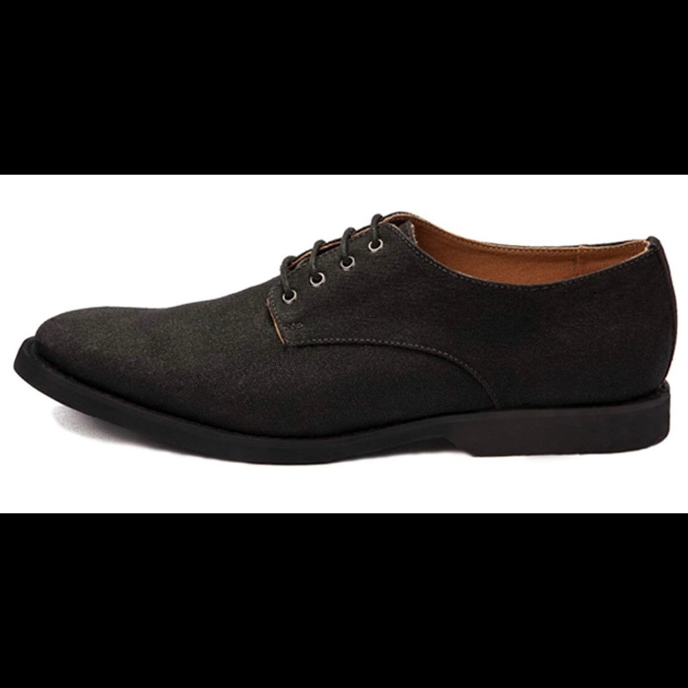 Ahisma Men’s Derby SIZE 12. Pristine worn once